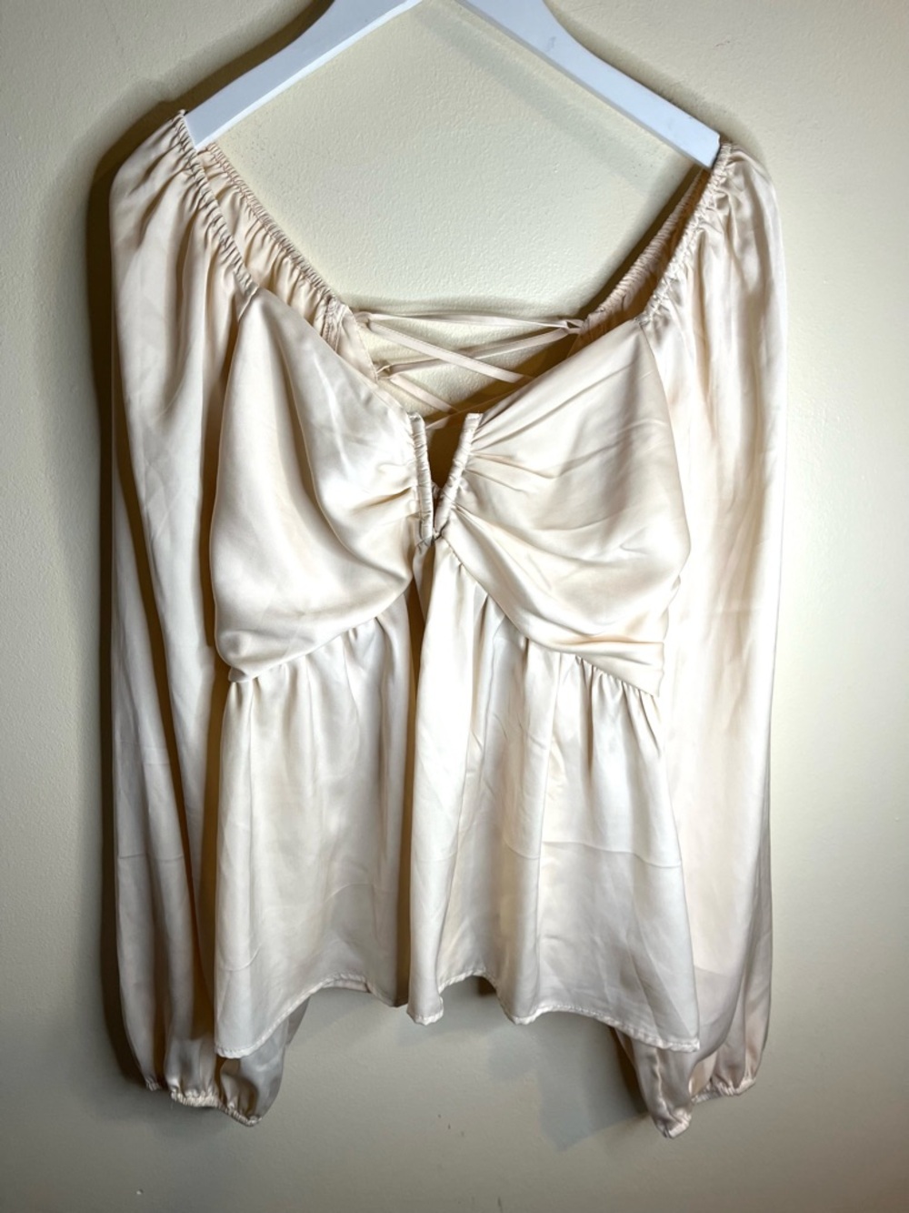 Audrey Parks by Francesca’s Satin Cream Peasant Blouse with Front Tie